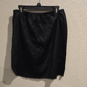 Vintage Vanity Fair Black Nylon Tricot Half Slip – Lace Trim – Size Medium/18